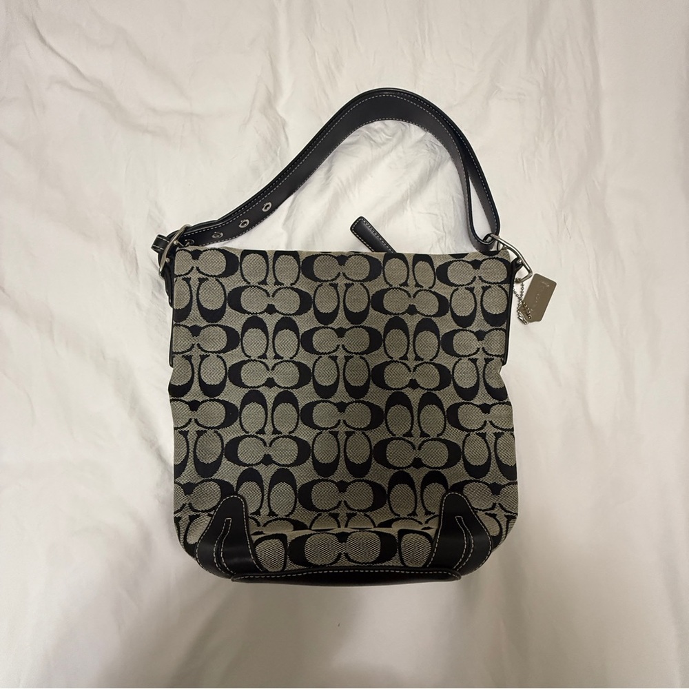coach black & tan shoulder bag